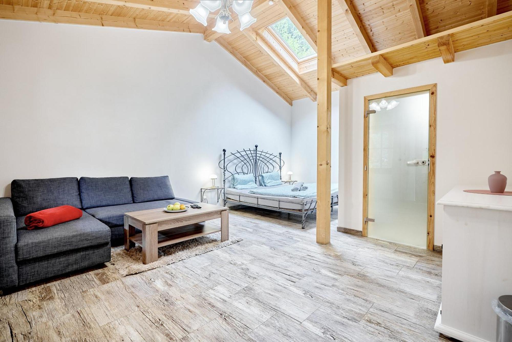 Apartmany Svatosske Skaly Loket Exteriör bild