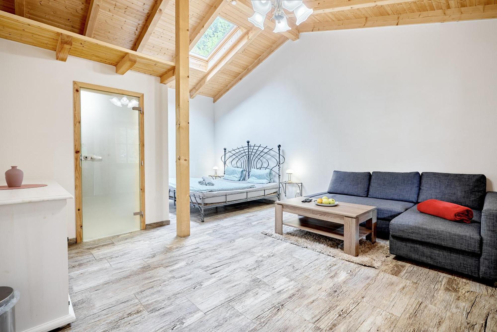 Apartmany Svatosske Skaly Loket Exteriör bild