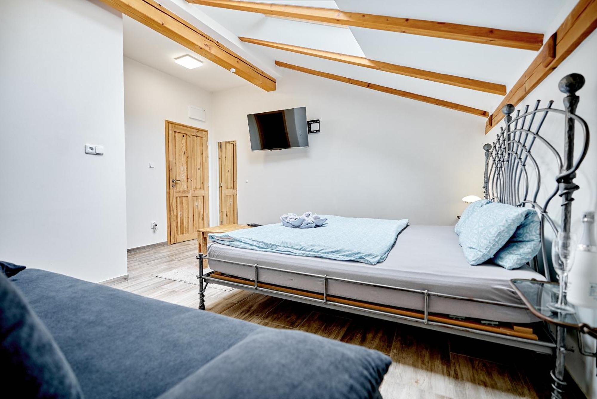 Apartmany Svatosske Skaly Loket Exteriör bild